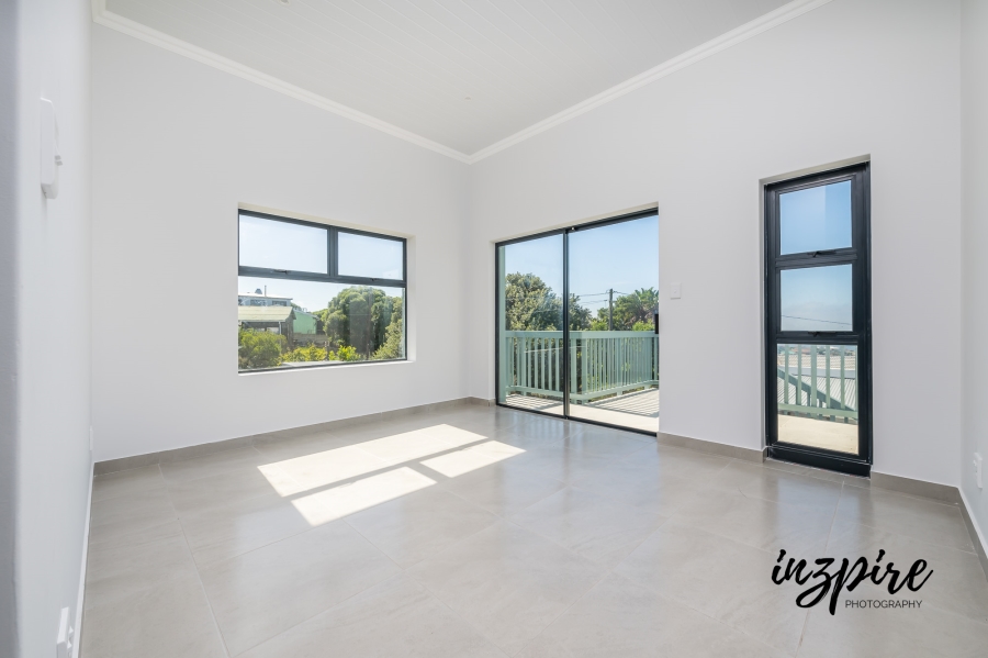 3 Bedroom Property for Sale in Dana Bay Western Cape